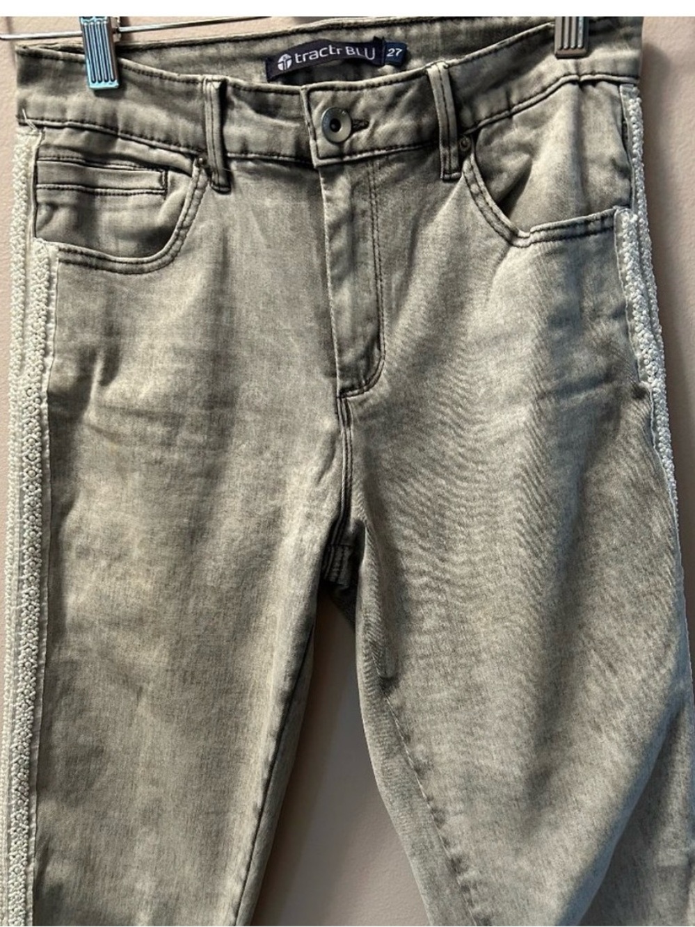 Tractr Women's Gray Slim Jeans with Side Trim